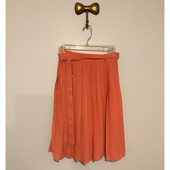 Modcloth Coral Purely Pretty Pleated A-Line Skirt with Belt - Size Extra Small - Picture 2 of 10